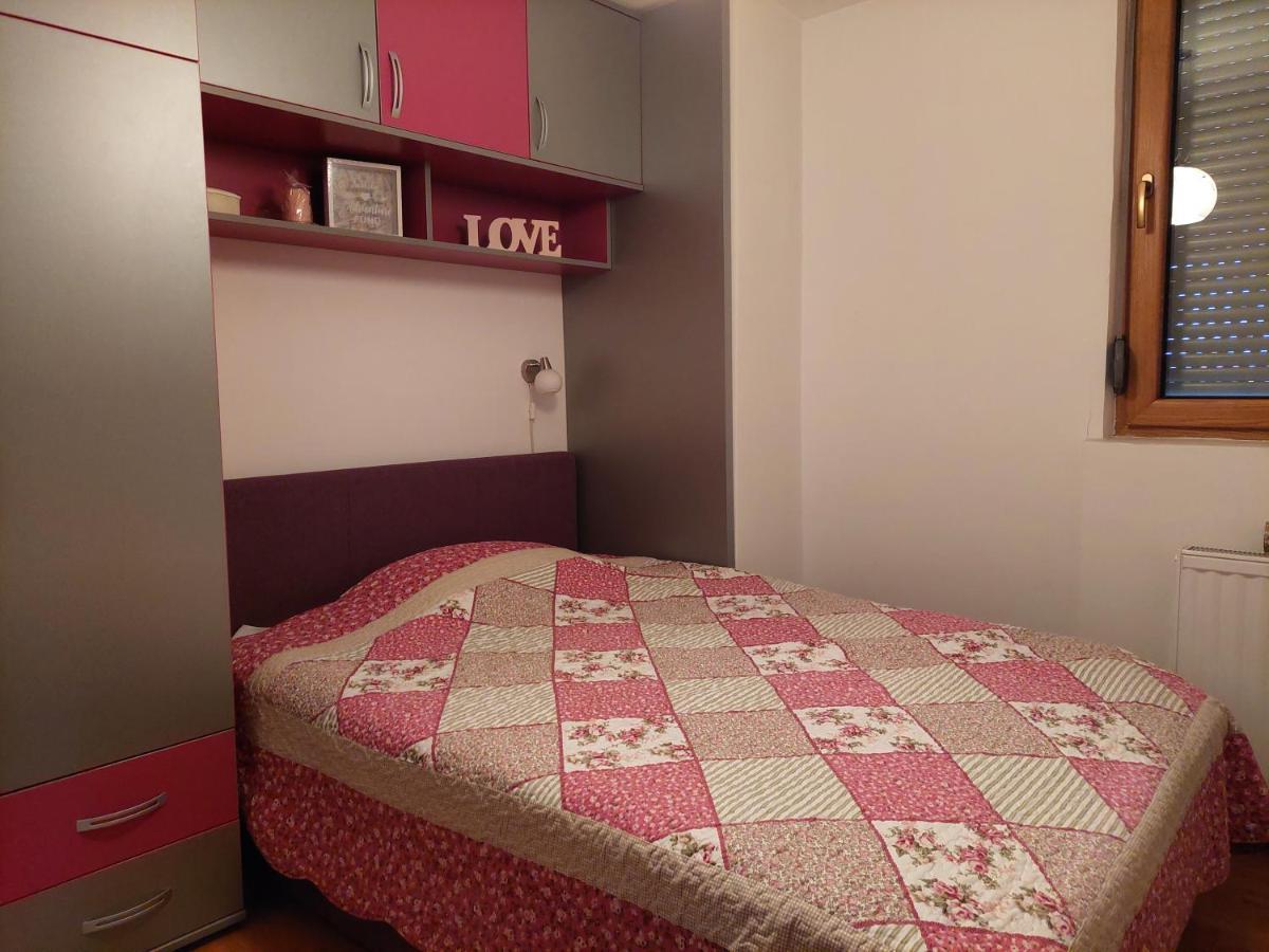 Melinaki Appartamento Ni Esterno foto